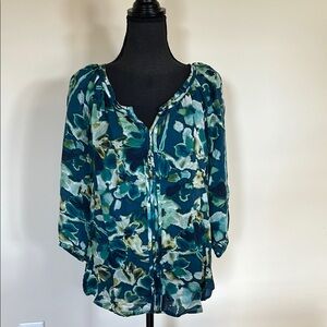 St. John’s Bay women’s Floral Teal Blouse size large